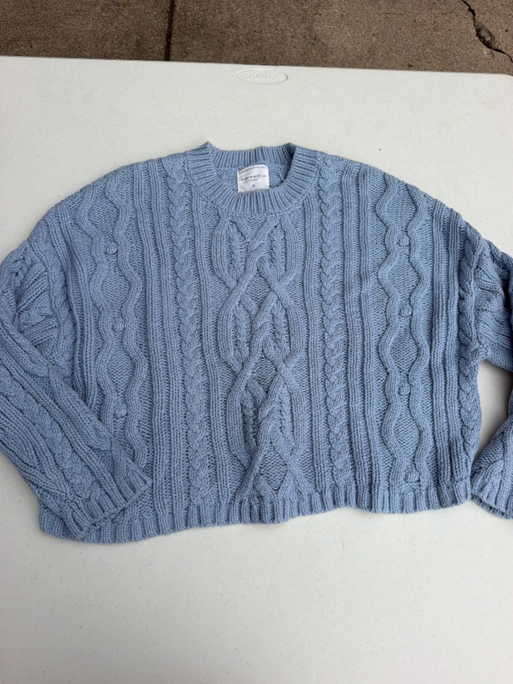 Soho & Stella knit sweater women’s size Medium light blue
